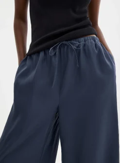 Flowy lyocell elastic-waistband pant