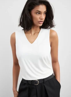 Flowy V-neck cami