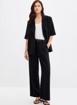 Fluid loose-fit short-sleeve blazer