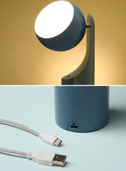 Geometric articulated portable lamp