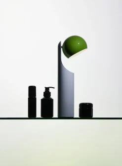 Geometric articulated portable lamp