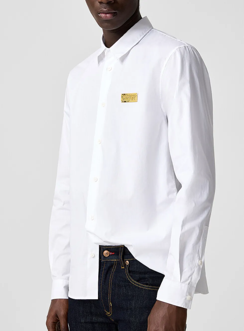 Golden logo plate shirt
