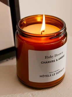Hemp and amber scented candle