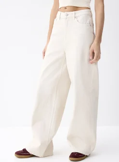 High-rise wide-leg jean