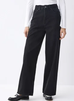 High-rise wide-leg jean