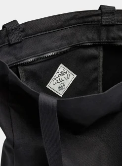 Inga solid zip tote