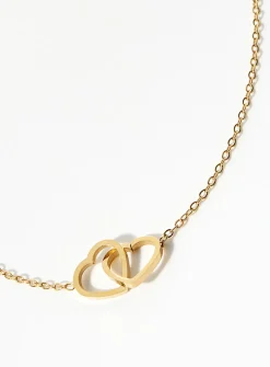 Interlaced hearts chain