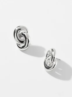 Interlocking hoop earrings