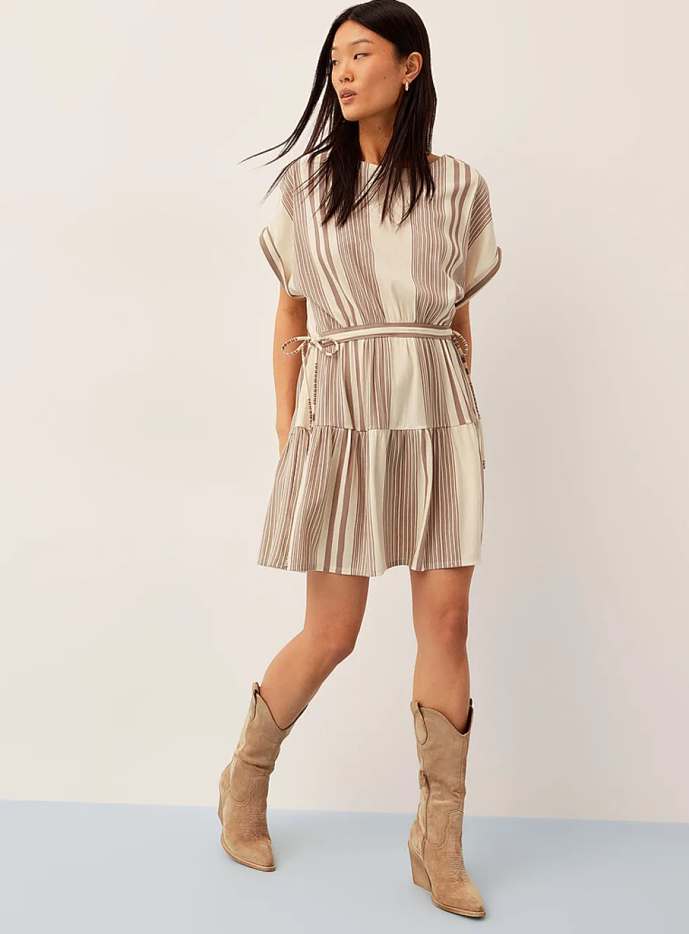 Irregular stripes tie-up waist piqué minidress