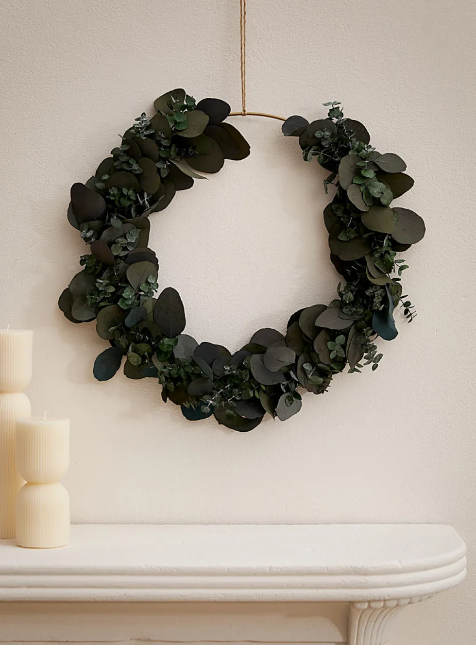 Julia dried eucalyptus wreath