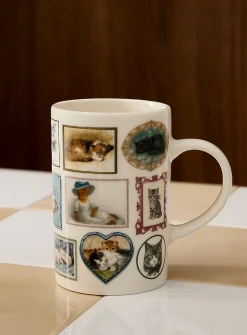 Kitten vintage frame mug