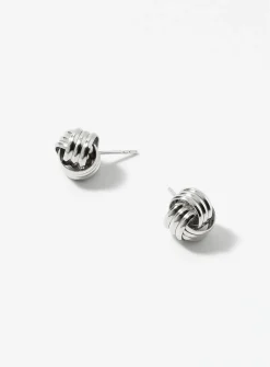 Knot-like earrings