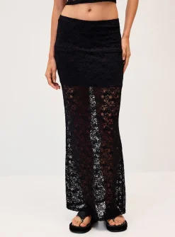 Lace maxi skirt
