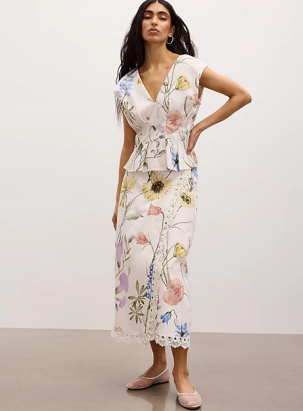 Lace trim linen-blend wraparound skirt