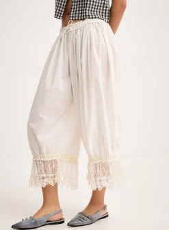 Lace-ankle bloomer pant