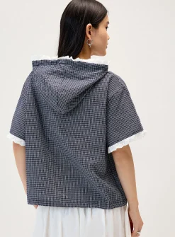 Lace-trim hooded shirt