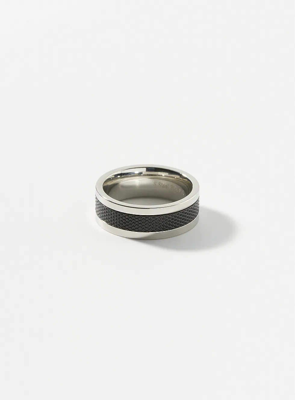Large black stone textured ring