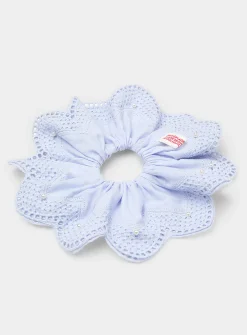 Large pearl and openwork scalloped scrunchie