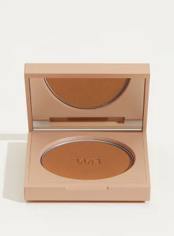 Le Hâle velvety bronzing powder