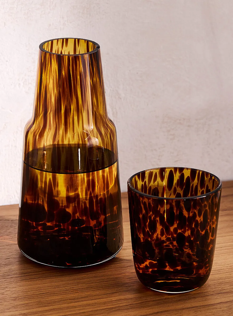 Leopard print glass and pitcher set