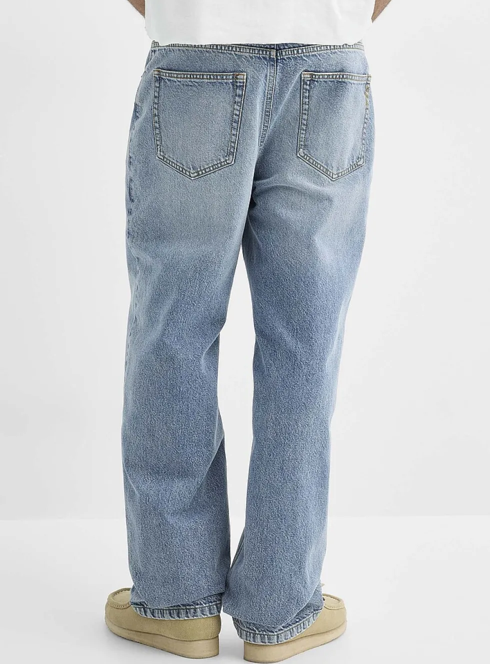 Light blue 5-pocket jean