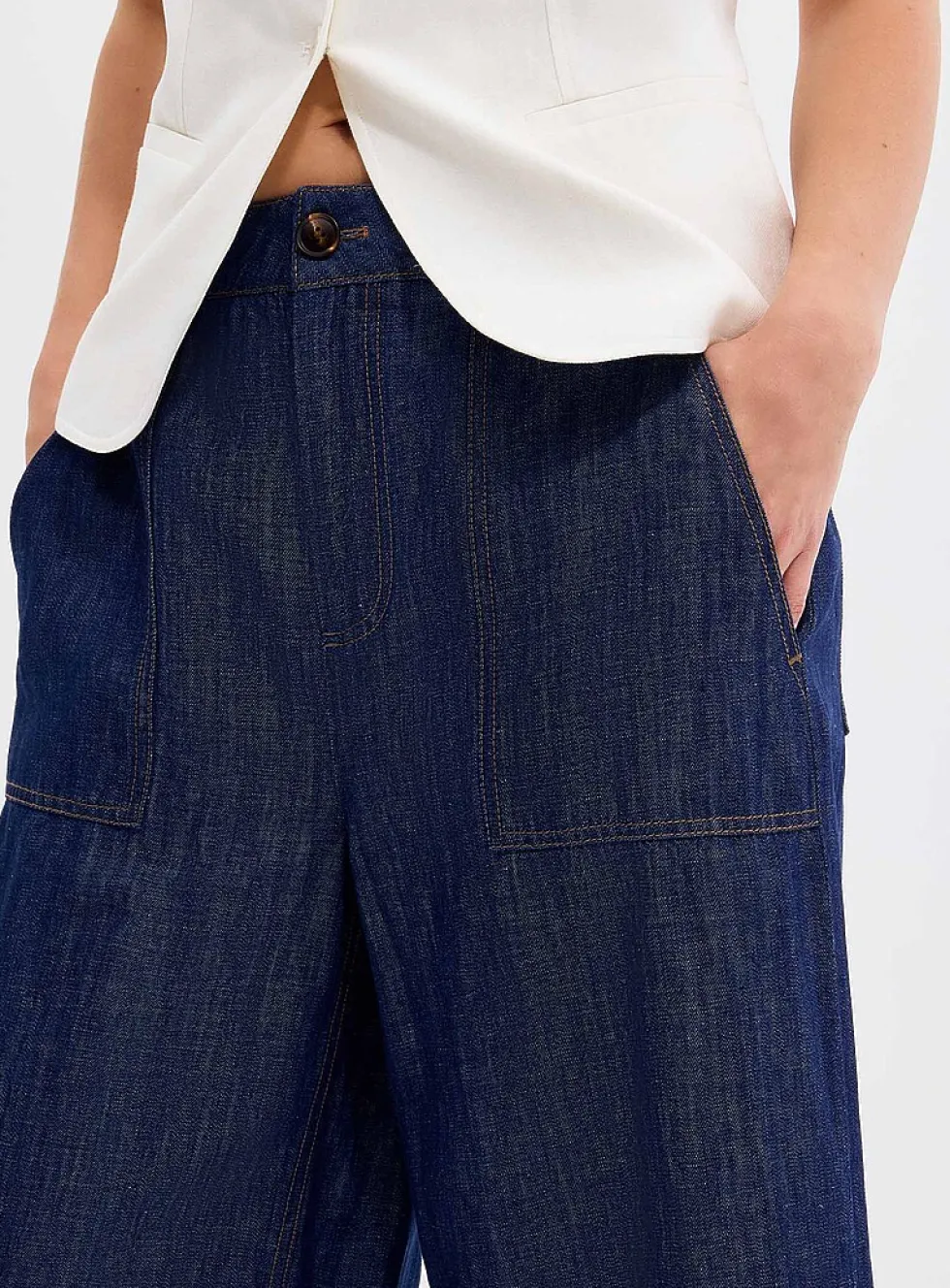 Lightweight cotton and linen jean