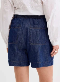 Lightweight denim belted short