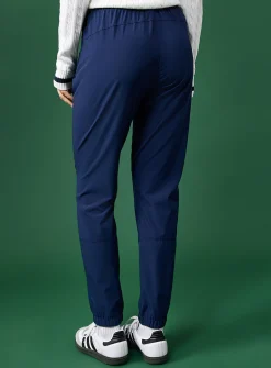 Lightweight stretch fabric joggers