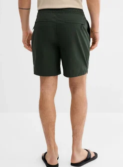 Lightweight stretch nylon short