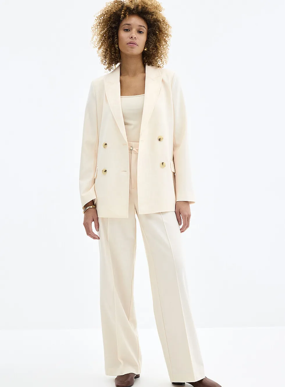 Long double-breasted blazer