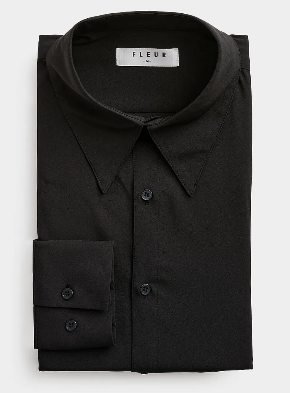 Long-point-collar shirt
