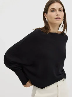 Loose boat-neck sweater