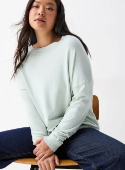 Loose crew-neck sweater