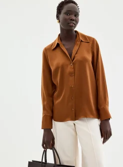 Loose fluid satin shirt