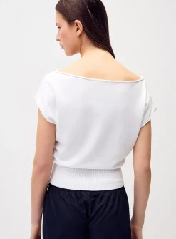 Loose-collar rolled-edge sweater