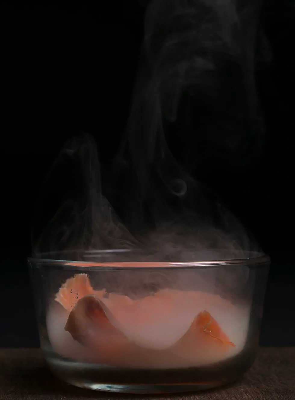 Luxefume cocktail and food smoking set