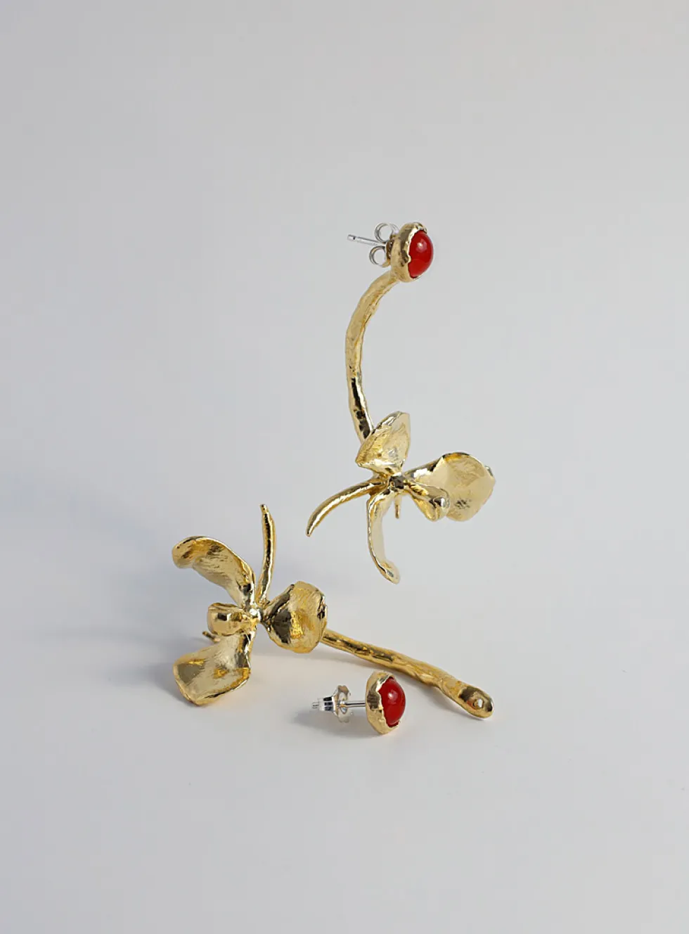 Magnolia Drip brass earrings