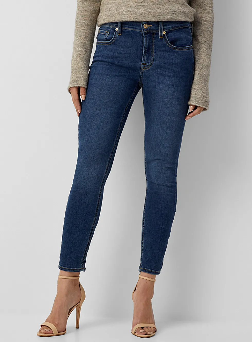 Medium indigo ankle stretch jean