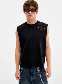 Metal eyelet muscle tee