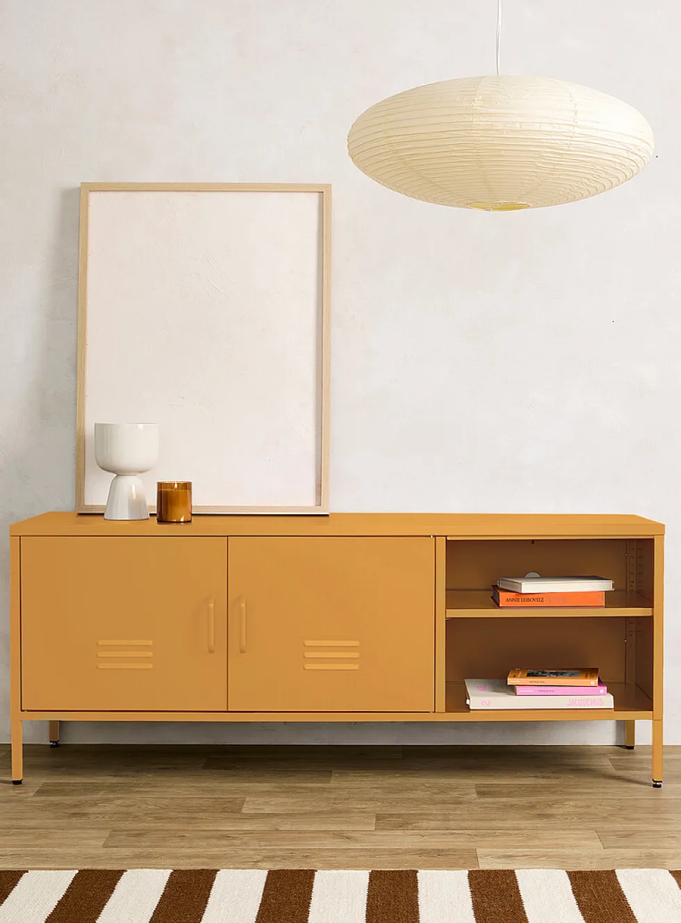 Metal locker-style media unit