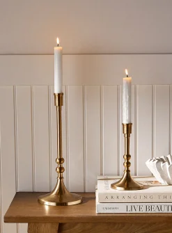Metallic candle holder