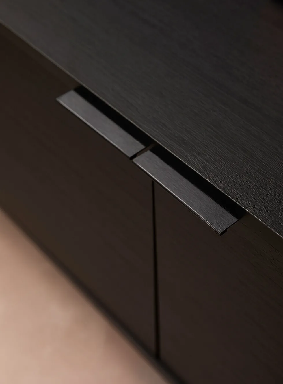Metallic legs four-door minimalist TV unit