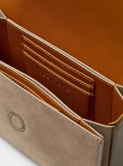 Minimalist crossbody bag