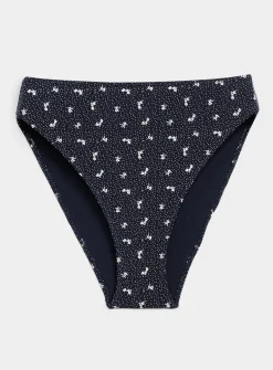 Minimalist high-cut bikini panty