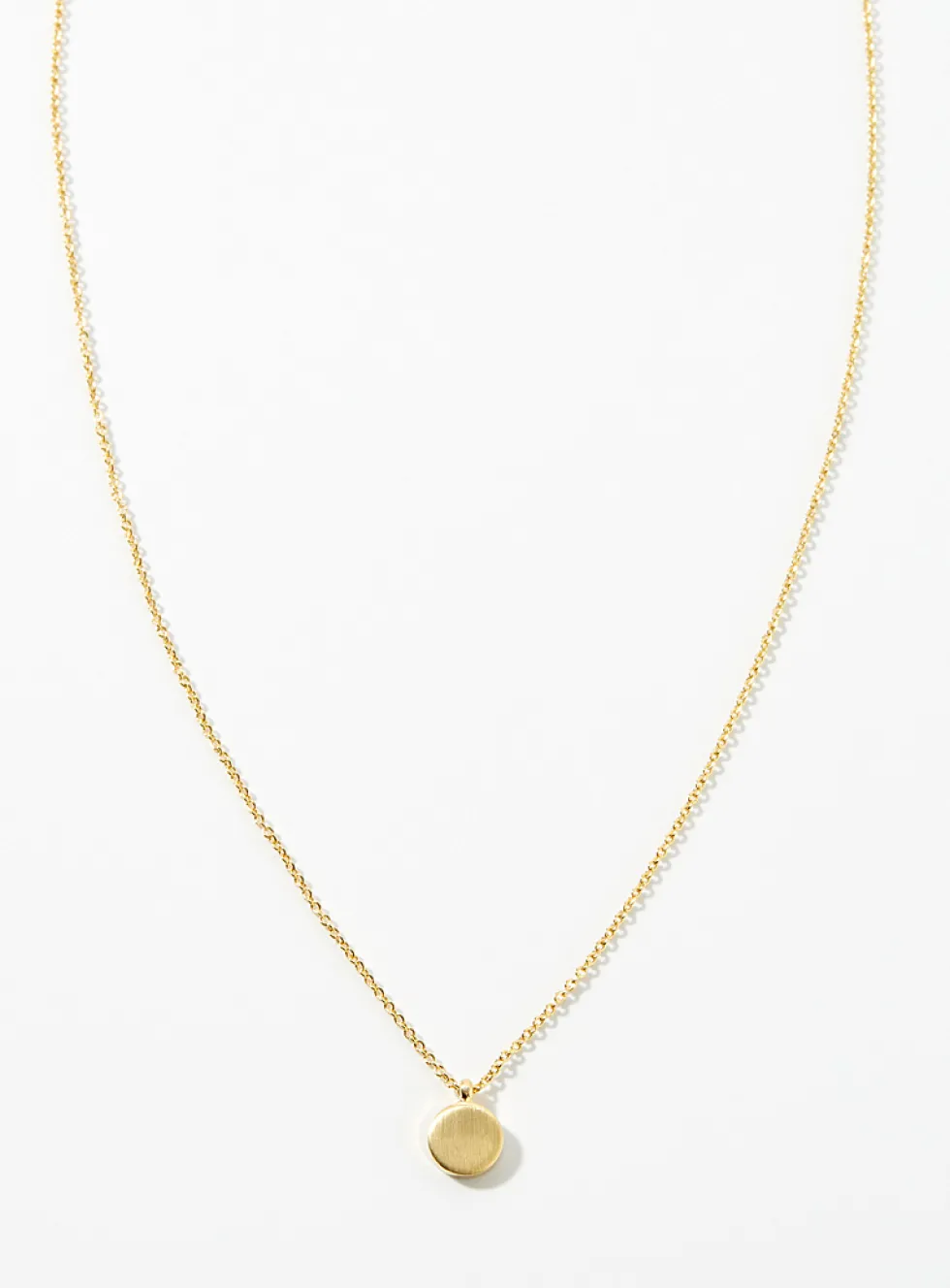 Minimalist pendant necklace