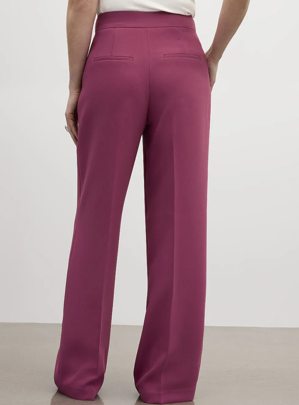 Moderne textured crepe pant