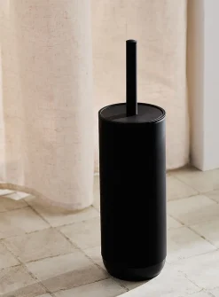 Monochromatic toilet brush