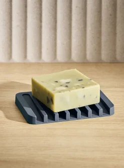Monochrome silicone soap dish