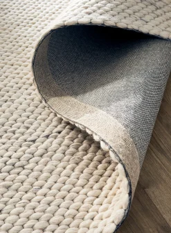 Natural chic artisanal rug