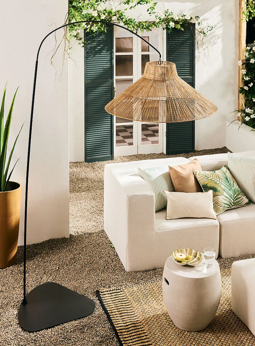 Niza tall indoor and outdoor floor lamp